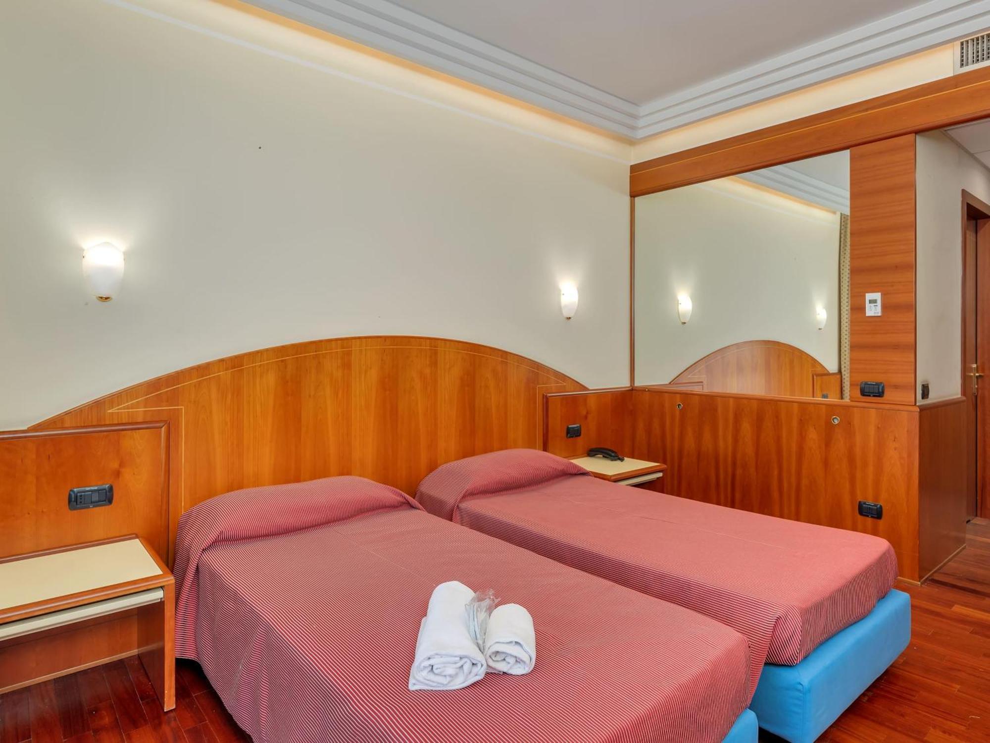 B&B Hotels Hotel Prestige Ornago Exteriér fotografie
